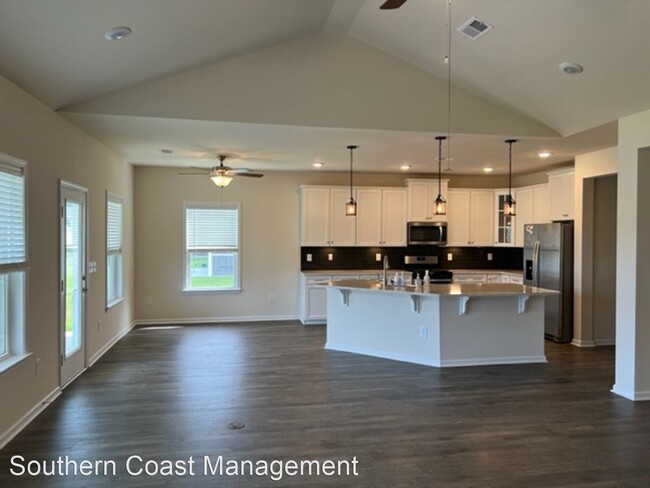 Foto del edificio - 3 br, 2.5 bath House - 637 Hickman Street
