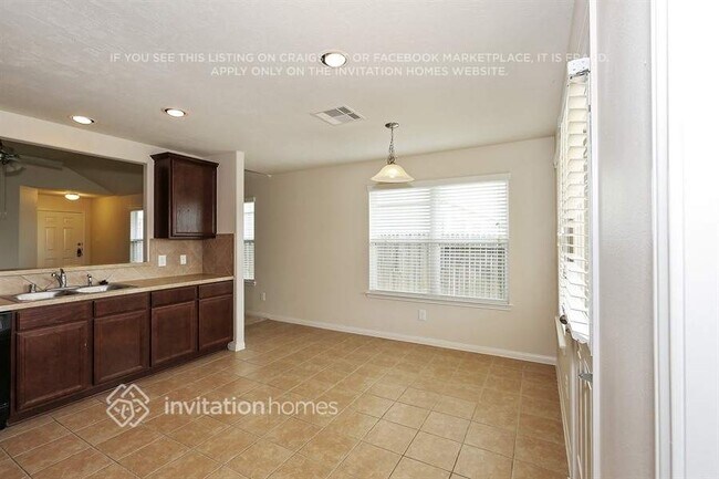 Building Photo - 914 Doubletree Glen Dr