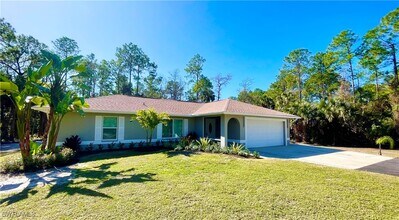 Building Photo - 390 20th Ave NW