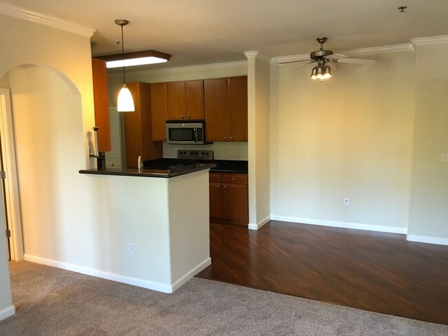Building Photo - Resort-Style Condo Living at Villa Cortina