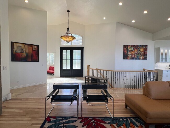 Foto del edificio - Executive Living, Entertaining & Magnifice...