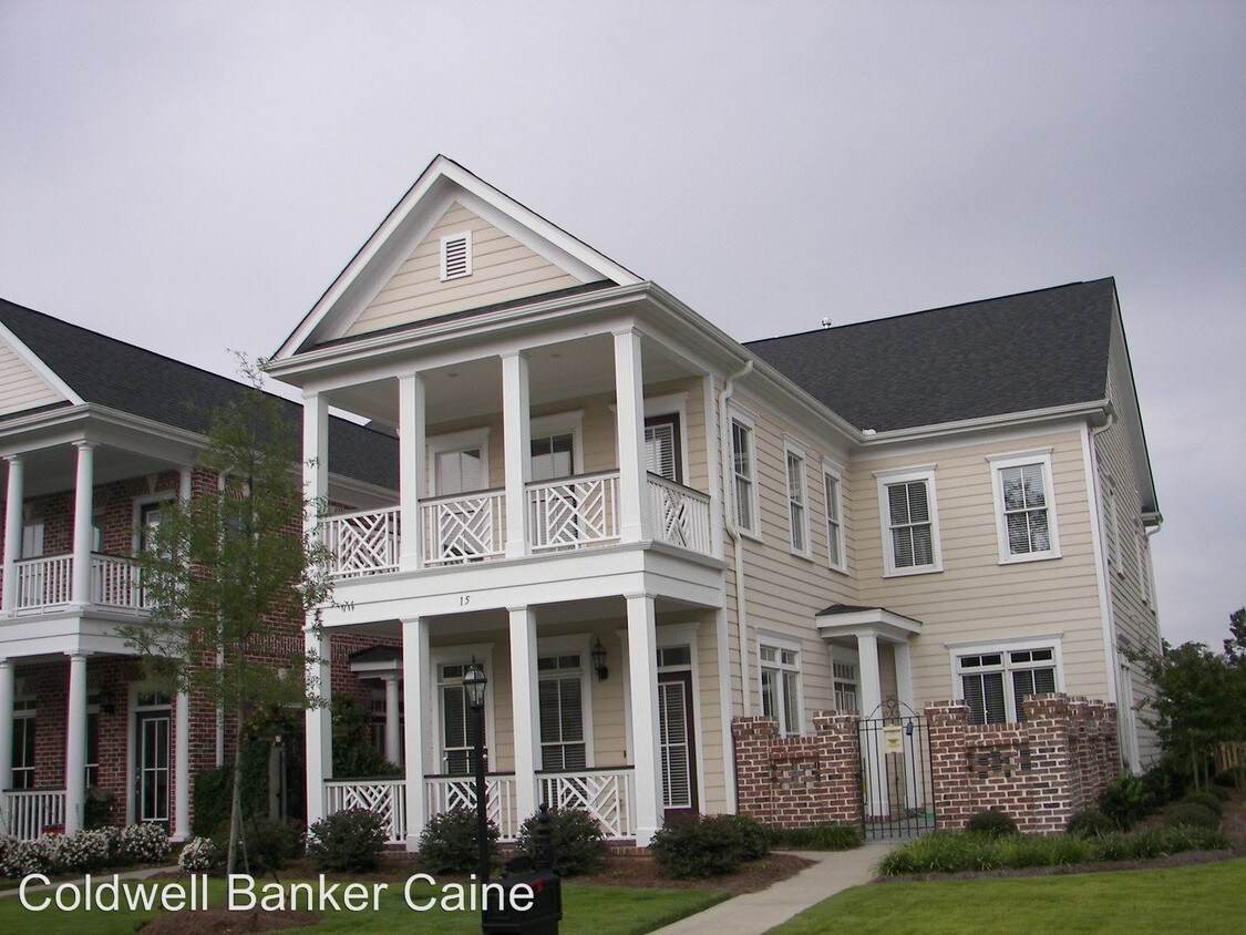 Foto principal - 4 br, 2.5 bath House - 15 Rivoli Lane