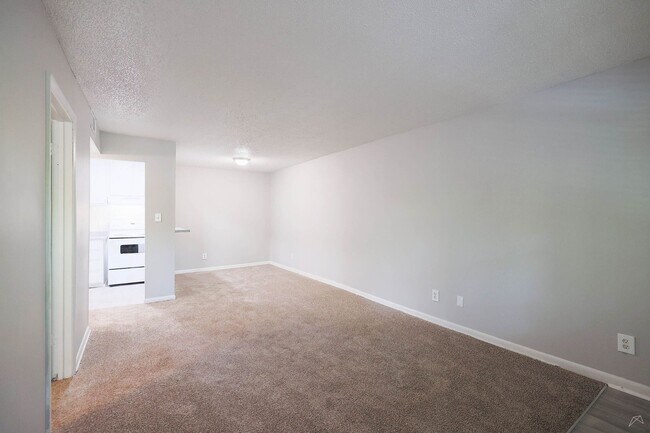 Foto del edificio - NEW 1x1!  Fantastic Emory area location - ...