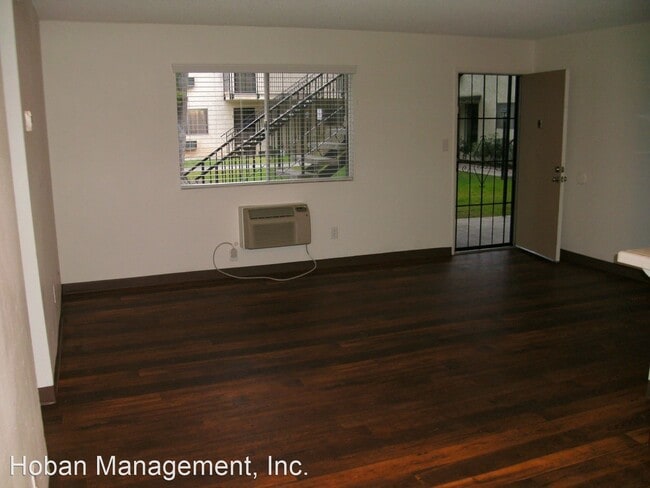 Building Photo - 456-458 S Mollison Ave