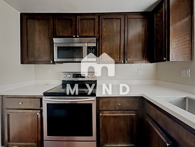 Foto del edificio - 462 Beckham Dr