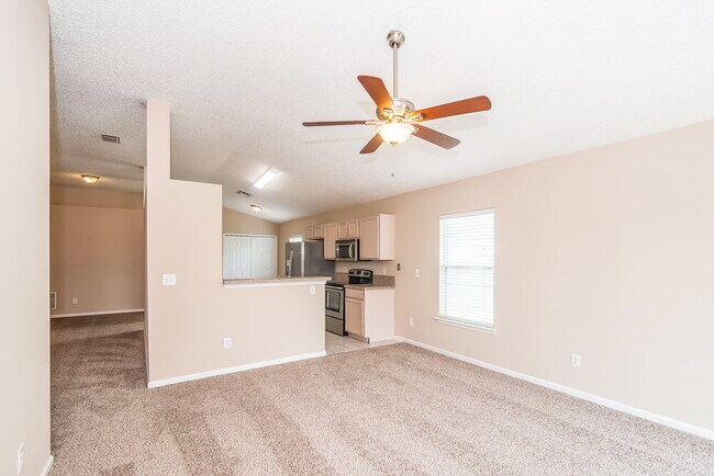 Building Photo - 1691 Northglen Cir