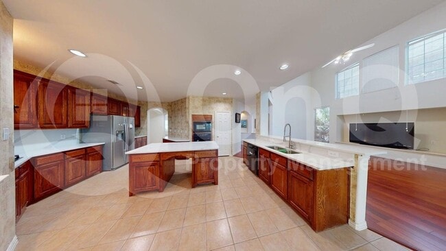 Building Photo - 2022 Huntcliffe Ct