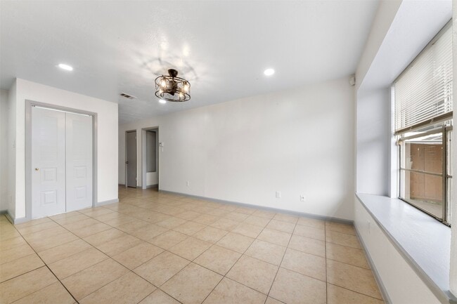 Foto del edificio - 6827 Chasewood Dr