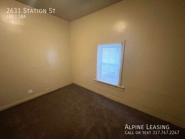 Foto del edificio - 1 Bedroom only 0.2 miles from both Safeway...