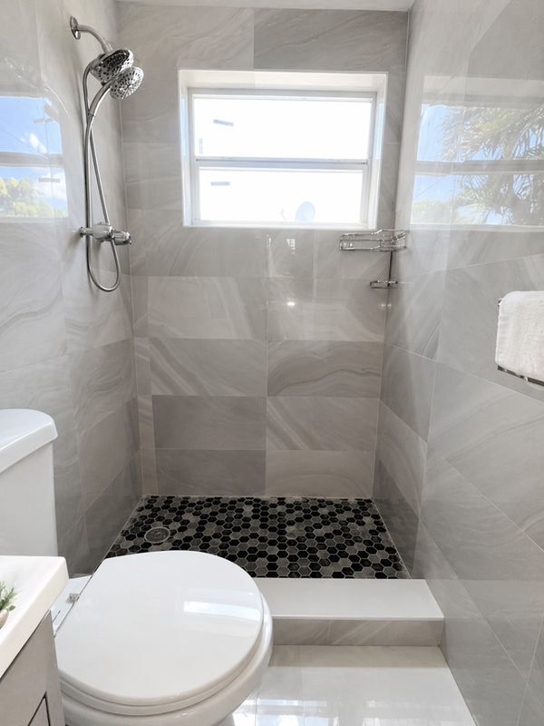 Foto del edificio - 1355 NE 129th St