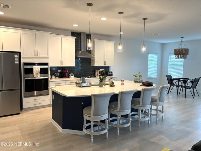 Building Photo - 442 Stargaze Ln