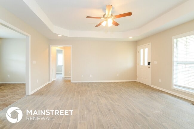 Foto del edificio - 212 Quail Hollow Rd