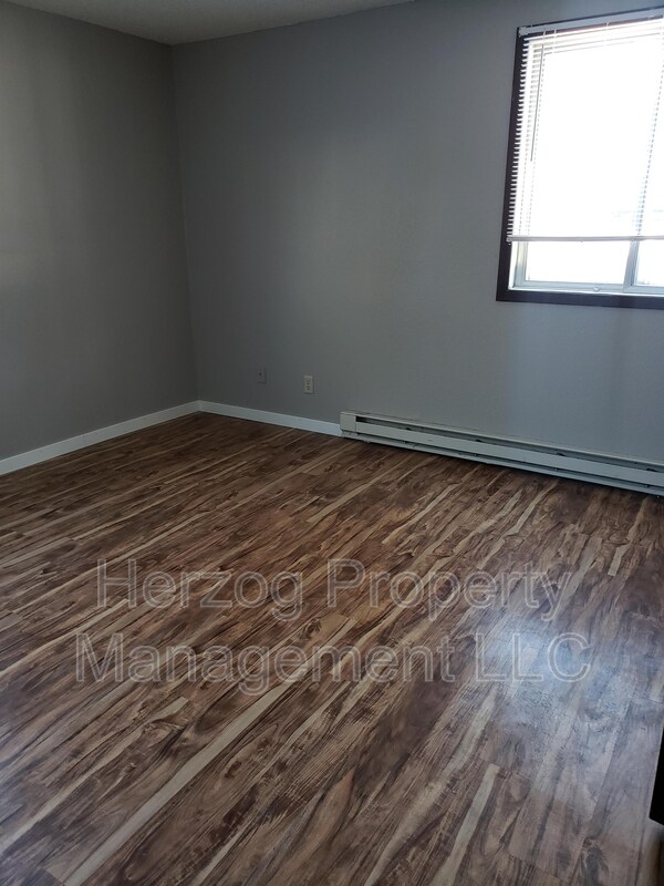 Foto del edificio - 304 Kenwood Dr