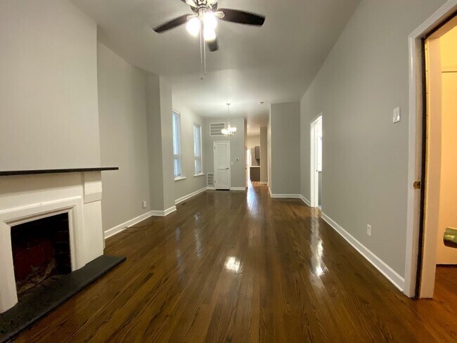 Foto del edificio - 1458 N Orleans St