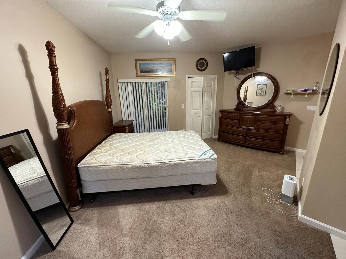 Primary Photo - 8930 Sandshot Ct