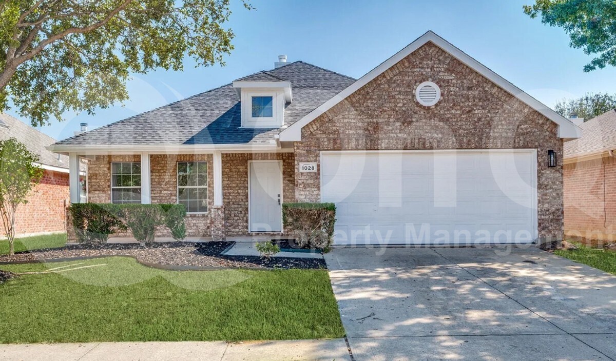 Foto principal - 1028 Aviary Dr