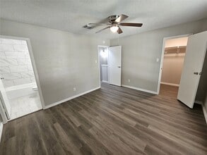 Building Photo - 17303 Saturn Ln