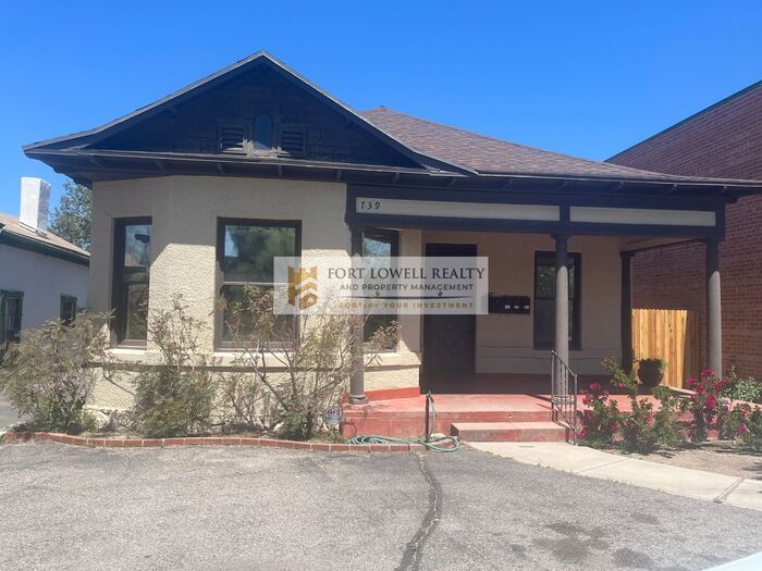 Primary Photo - 2 Bed/2 Bath with washer/dryer hookups