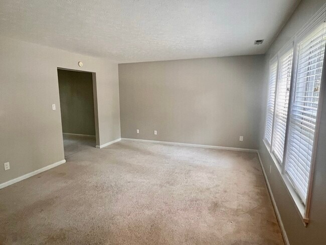 Foto del edificio - 44236 Pine Creek Ln