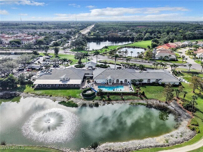 Foto del edificio - 725 Saratoga Cir