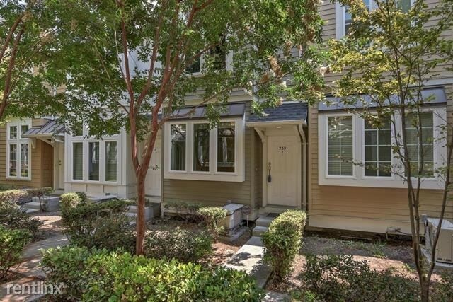 Foto del edificio - 4 br, 2.5 bath Townhome - 239 Grayson Terrace