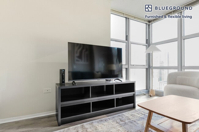 Building Photo - 180 N Jefferson St