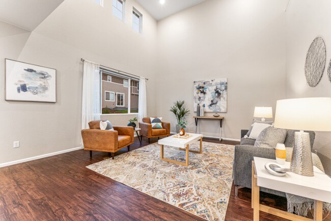 Foto del edificio - 464 Gold Hill Dr