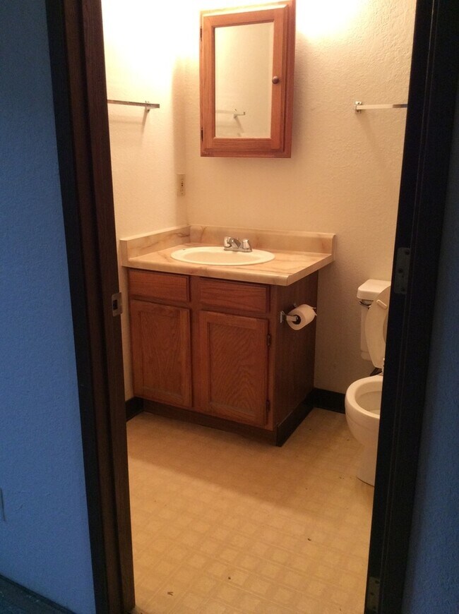 Foto del edificio - 231 1st St