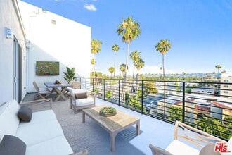 Building Photo - 14811 Erwin St