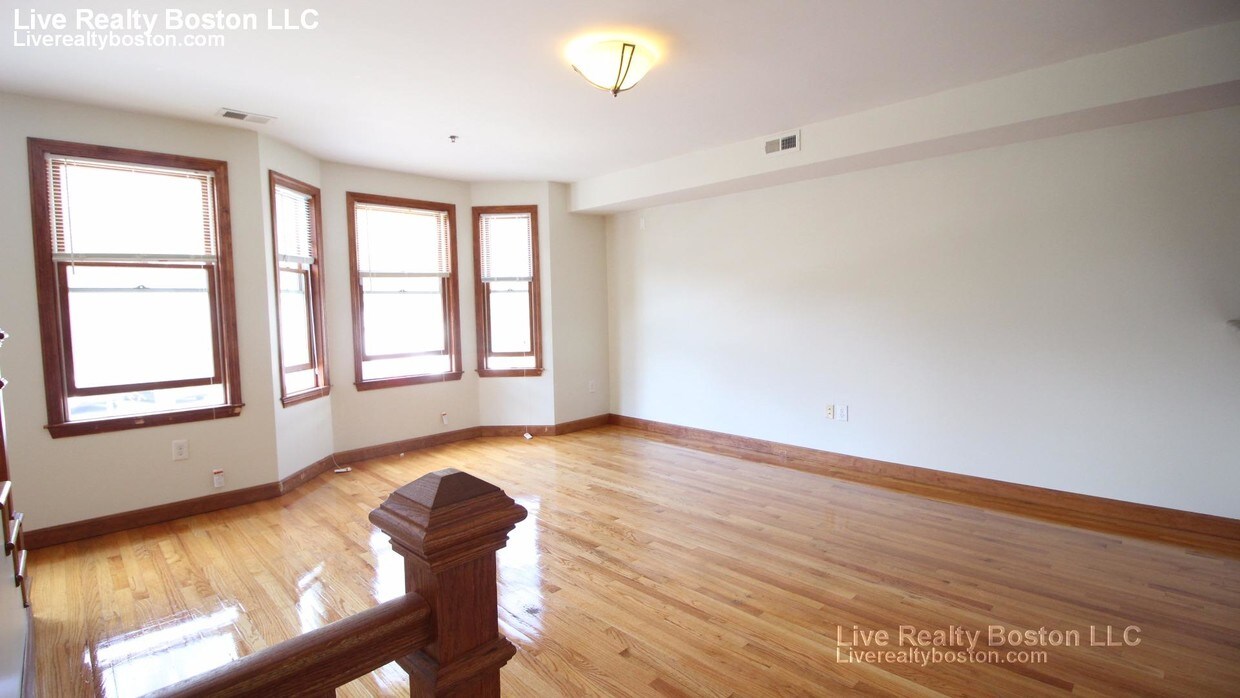 Foto del edificio - 100 Allston St