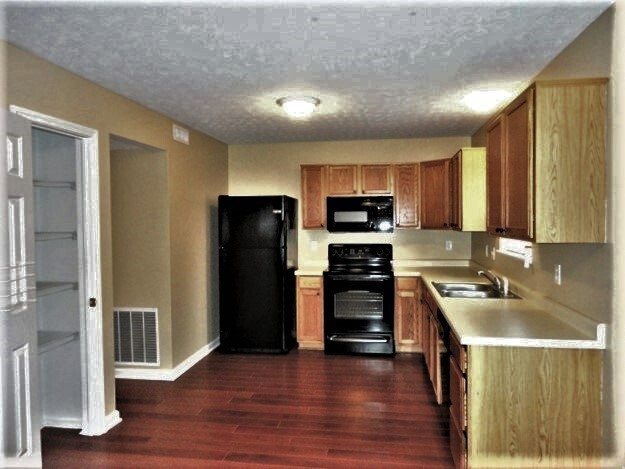 Building Photo - 5854 Kiah Ct