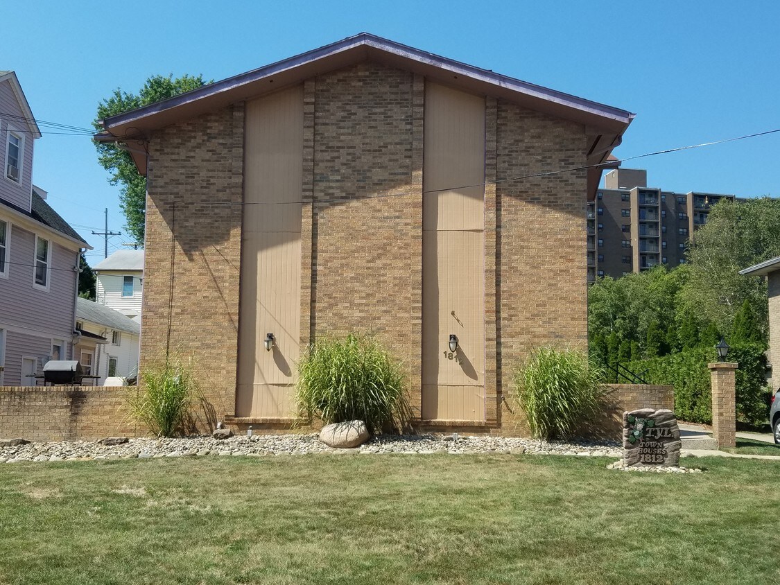 Street View - 1812 2nd St