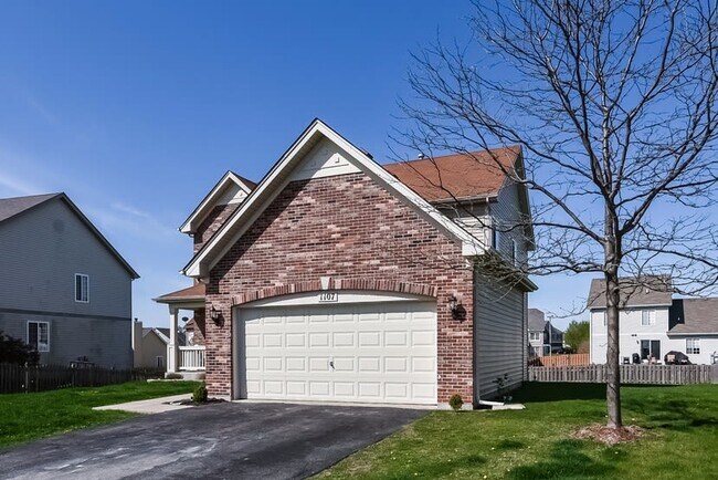 Building Photo - 1107 Barberry Way