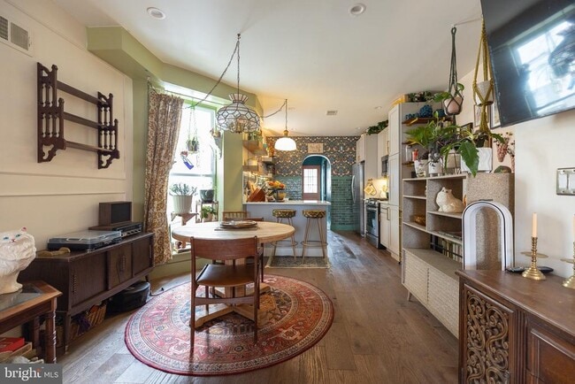 Building Photo - 1010 S Paxon St