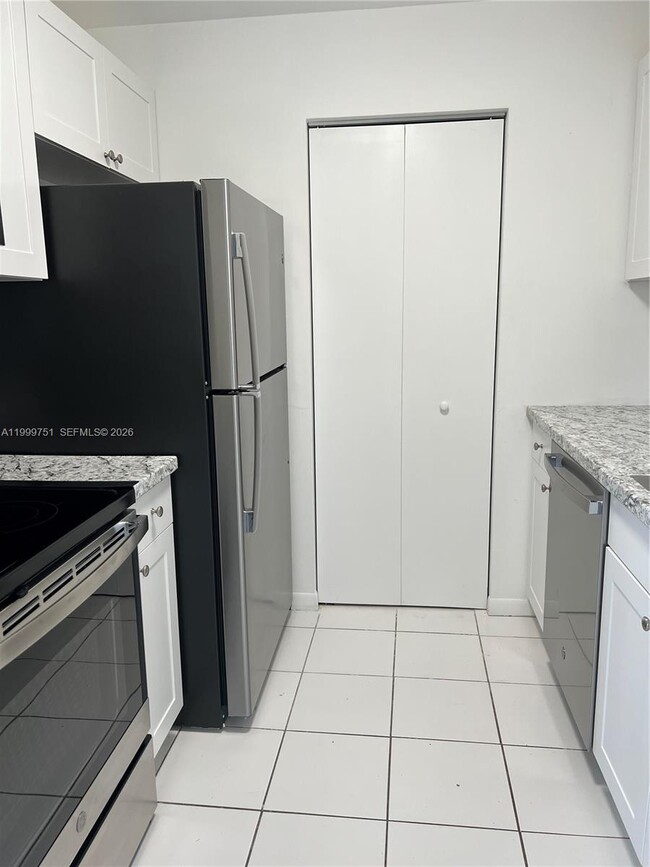 Foto del edificio - 500 NE 2nd St