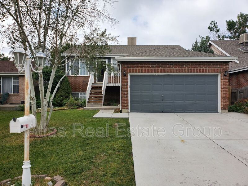 Primary Photo - 6730 E 120th Dr