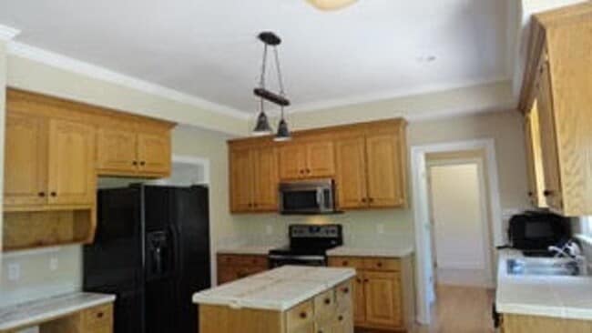 Building Photo - Beautiful home in Seaford