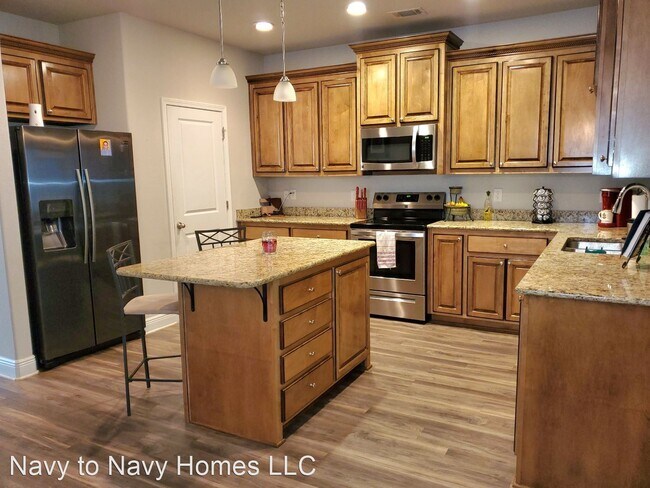 Building Photo - 3 br, 2 bath House - 820 Oak Alley