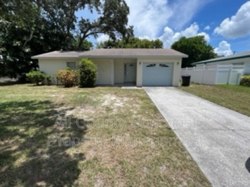 Primary Photo - 2925 Pinellas Point Dr S