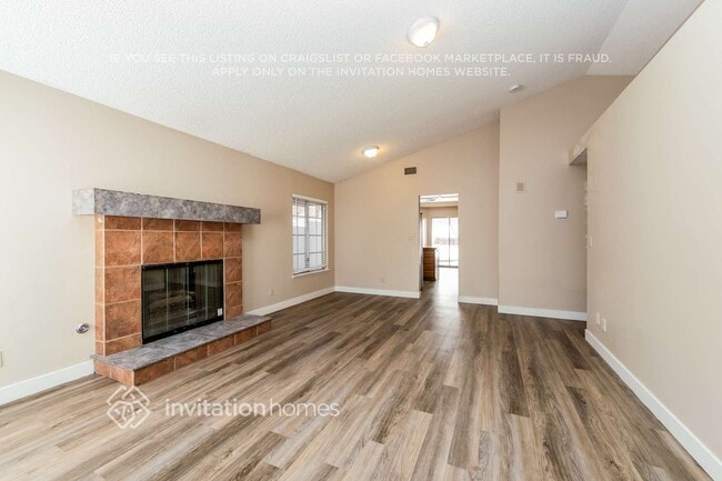 Building Photo - 3213 Shoreheight St