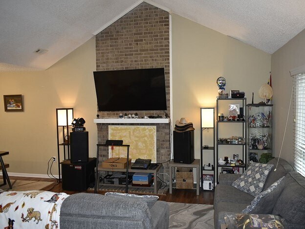 Foto del edificio - 2321 Oldenburg Dr