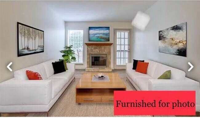 Foto del edificio - Charming 2BR Condo in Dallas