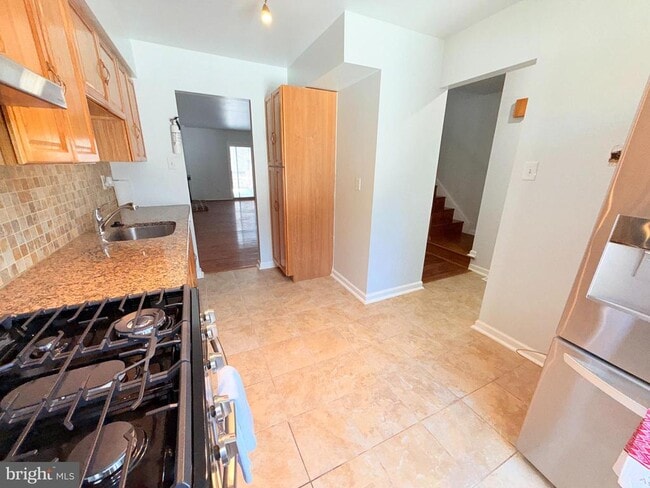 Building Photo - 423 Sonora Ct