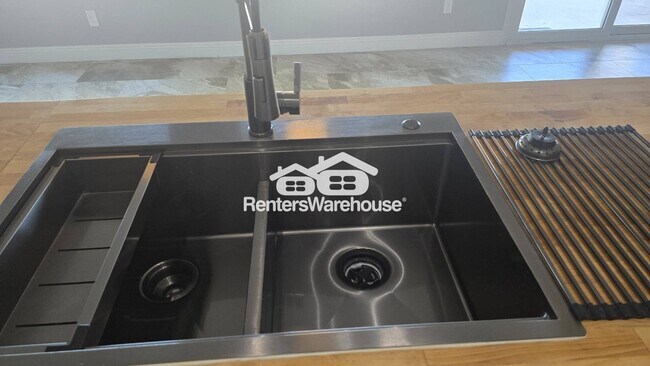 Foto del edificio - 2693 W Calle De Dalias