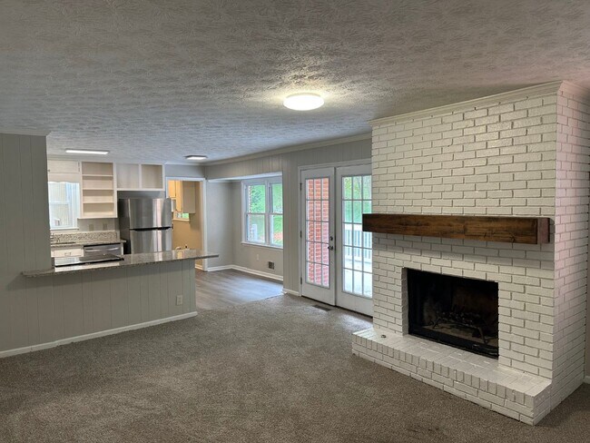 Foto del edificio - Great location! Easy access to Trilith, PT...