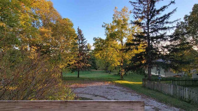 Photo - 318 W Main St Townhome