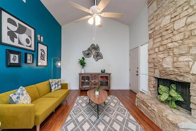 Foto del edificio - 5405 Brompton Cir