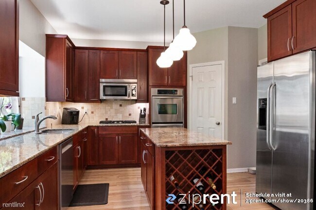 Building Photo - 4 br, 2.5 bath House - 1406 Dapplegrey Ln,...
