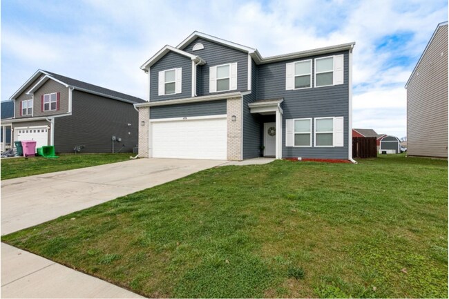 Building Photo - 4 Bedroom, Two Story House in Avalon Bluff...