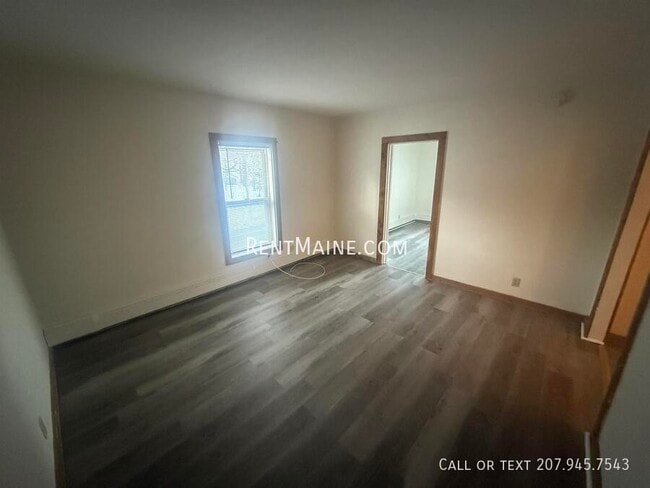 Foto del edificio - 104 Main St